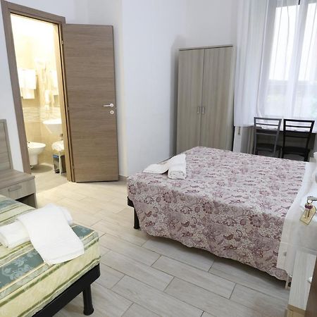 Albergo Leonardo Da Vinci Milão Exterior foto